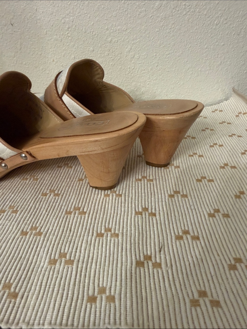 Coach Raina Signature Jacquard Wooden Clogs Mules Tan White Size 7 - Picture 6 of 14